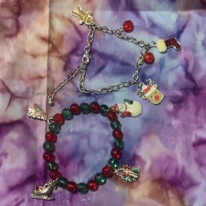 Festive Charm Bracelet Set in Red and Green